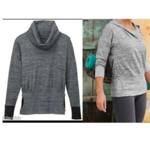 Athleta Batwing and Robin Hoodie Tunic length hooded sweatshirt XS